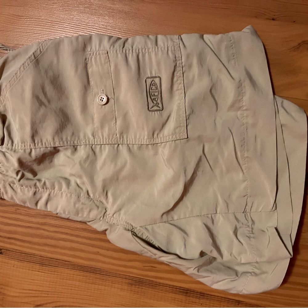 AFTCO Tan Cargo Shorts Lightweight Casual